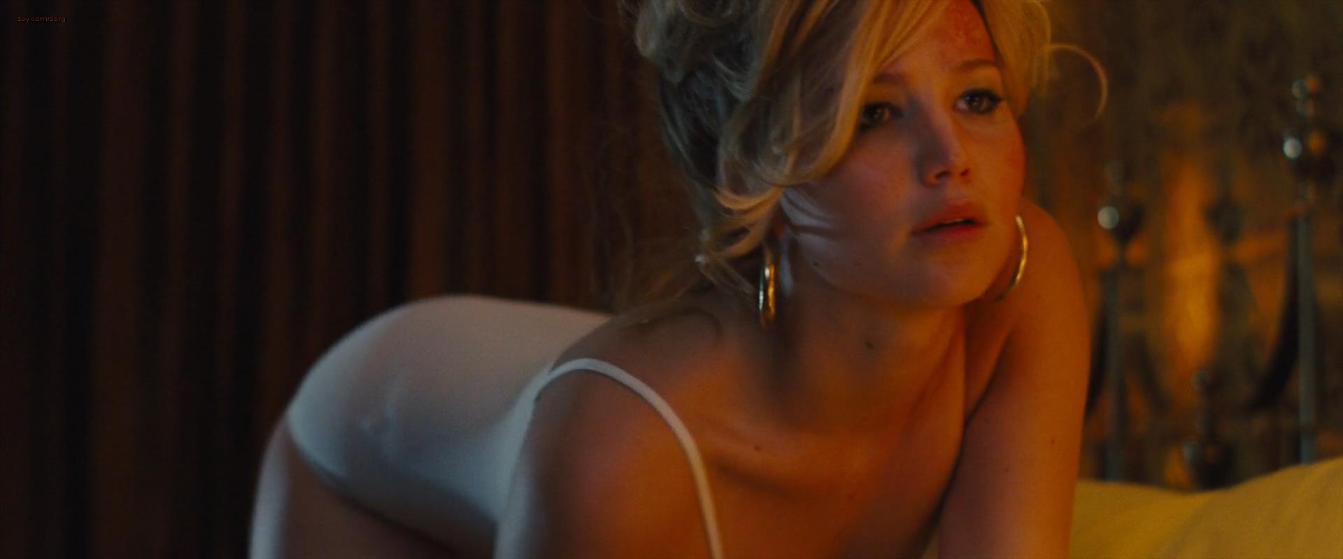 Amy Adams Nude Briefly Topless And Very Hot And Jennifer Lawrence Very Hot American Hustle