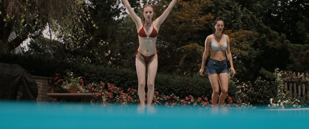 Evan Rachel Wood hot and wet in bikini and Eva Amurri hot - The Life Before Her Eyes (2008) hd1080p (8)