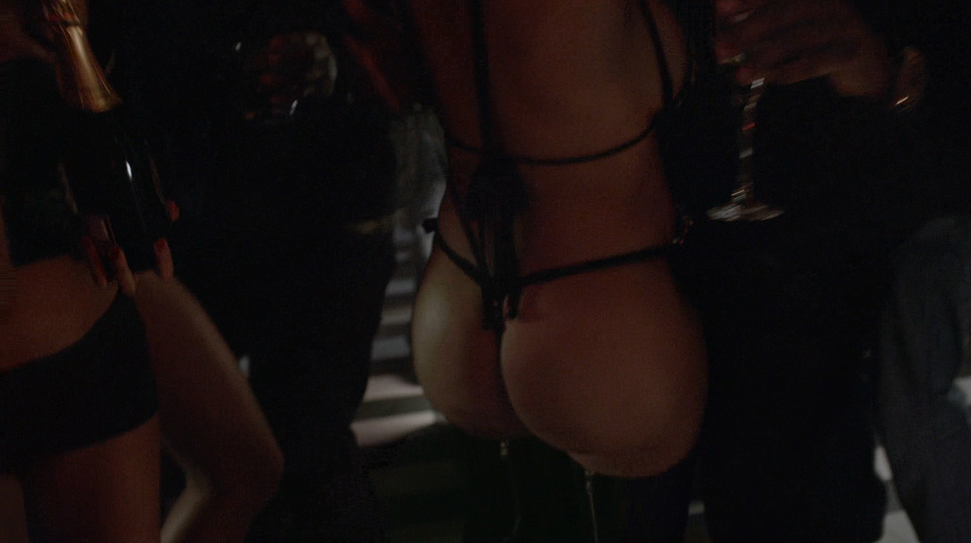 naturi naughton sexy nude indonesian girls nude self shot