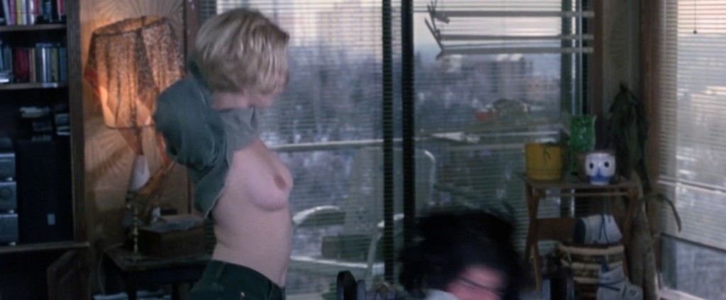 Drew Barrymore nude topless and Mary-Louise Parker hot some sex - Boys On the Side (1995) HD 1080p WEB-DL (5)