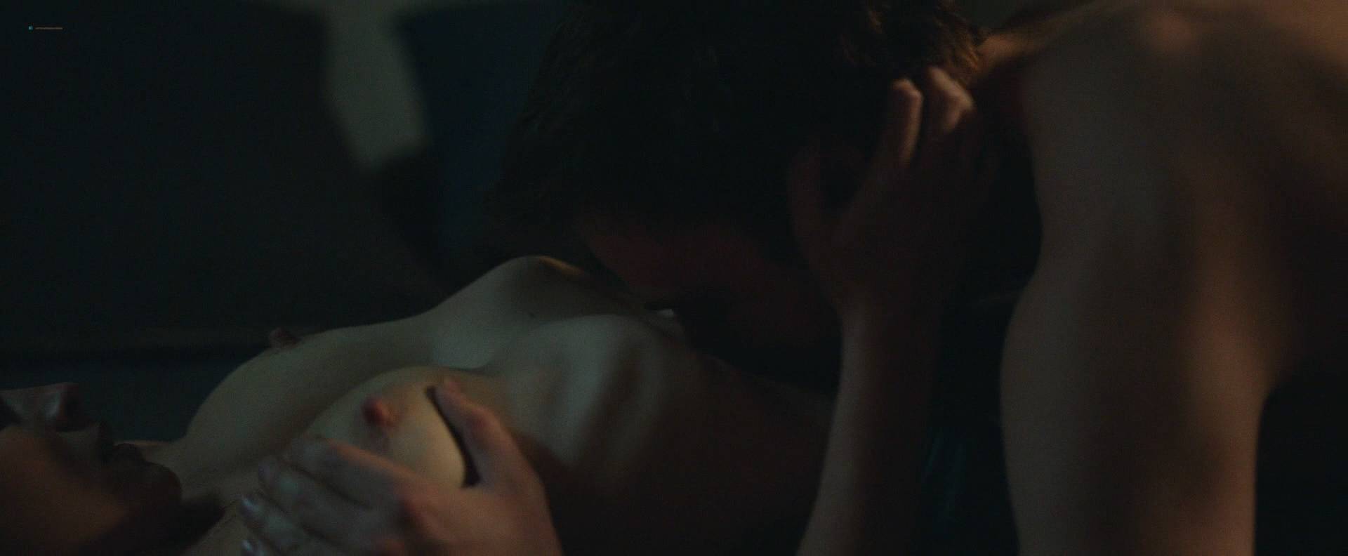 pee in pussy cream nude photos of amanda crew