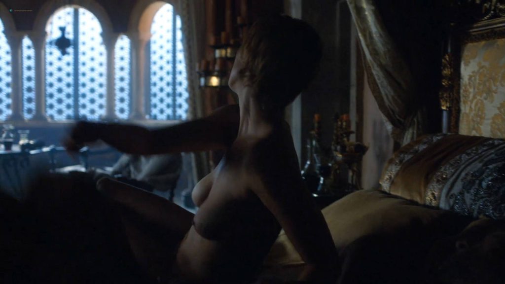 Lena Headey nude topless and butt - GoT (2017) s7e3 HD 1080p Web (5)