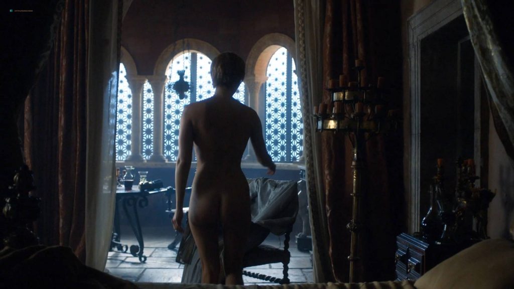 Lena Headey nude topless and butt - GoT (2017) s7e3 HD 1080p Web (2)