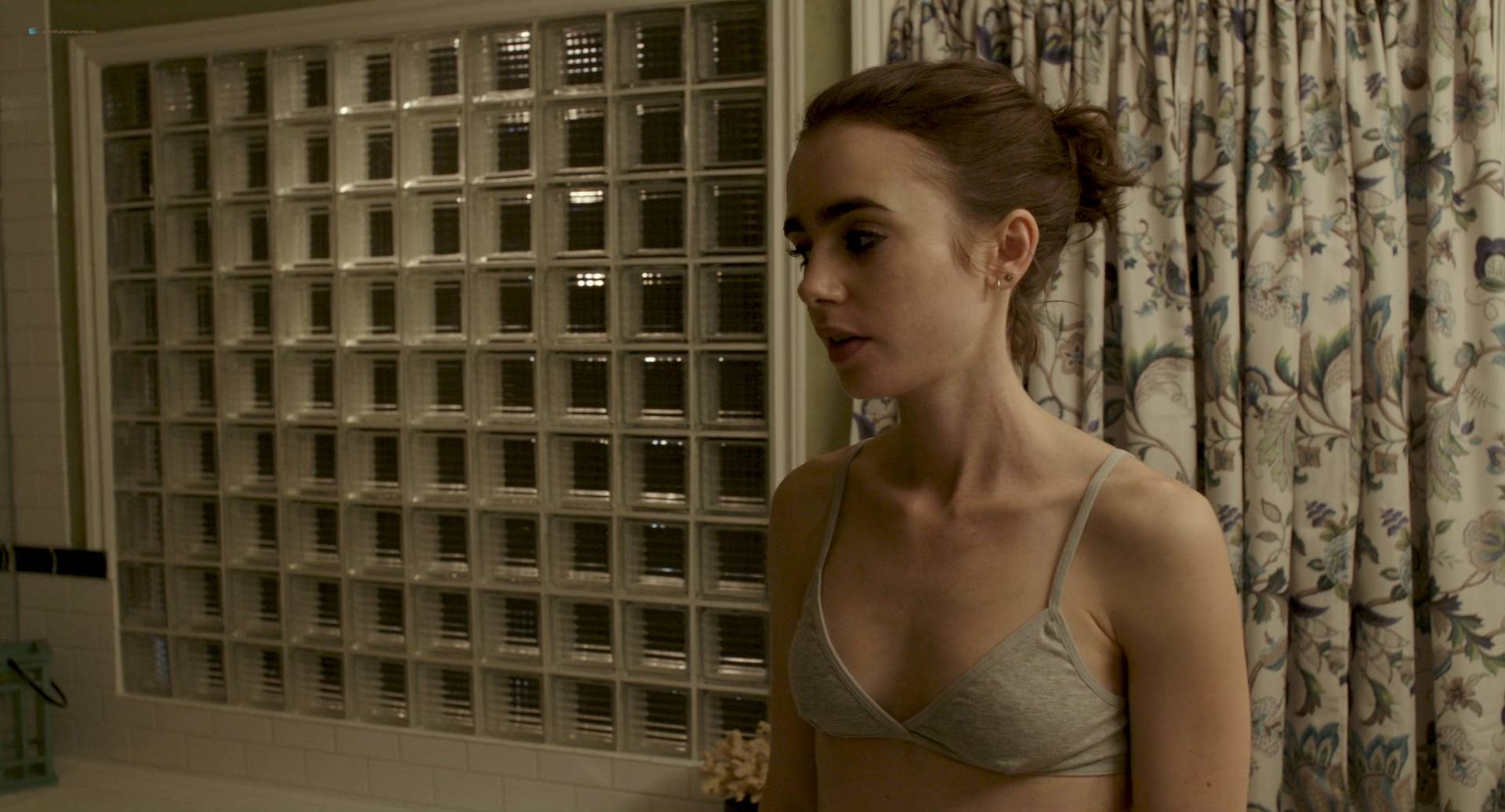 fake naked pictures anna kendrick lily collins fucked naked