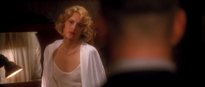 Leslie Mann hot and Alexandra Powers hot see through - Last Man Standing (1996) hd1080p (3)