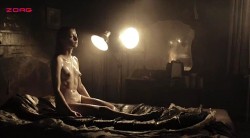 Marie Lecomte nude full frontal - Nuit noire (FR-2005) (7)