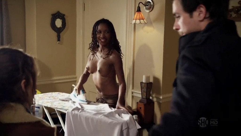 Shanola Hampton nude topless - Shameless (US-2011) s1e2 HD 720p (11)