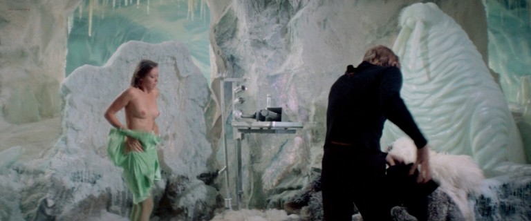 Jenny Agutter nude topless butt and skinny dipping in – Logan’s Run (1976) hd1080p