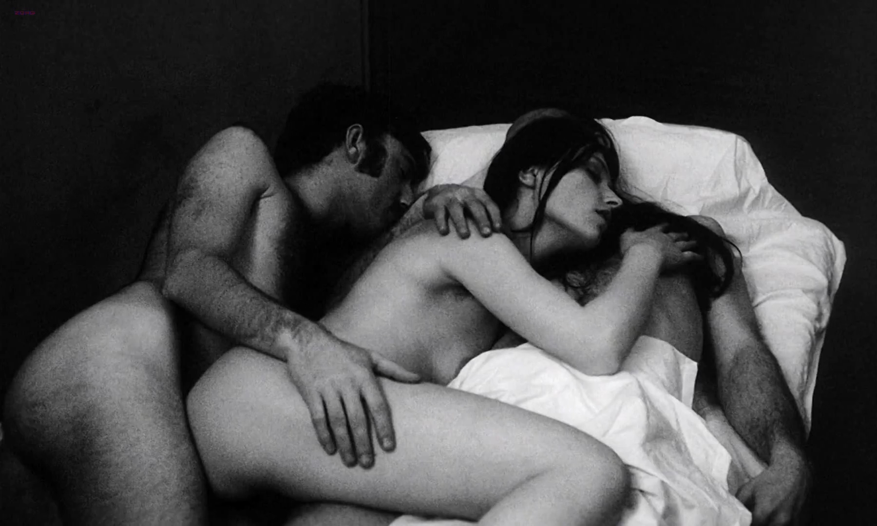 Louise White, Ulla Koppel and others full frontal nude and explicit sex from – Stille Dage i Clichy 1970 hd1080p