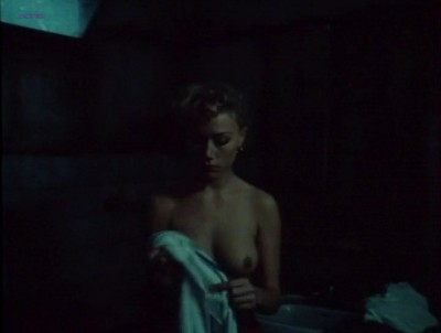 Nancy Brilli nude topless - Body Count" (1987)