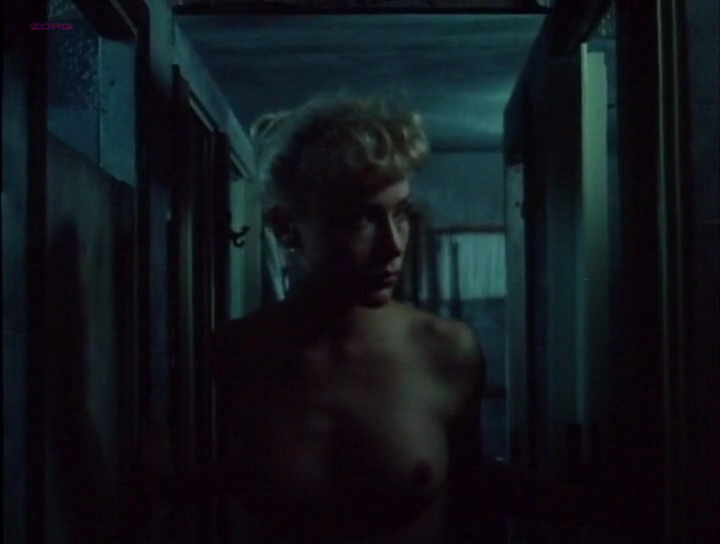 Nancy Brilli nude topless - Body Count" (1987)