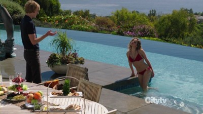 Margarita Levieva hot bikini - Revenge S01E08 hd720p (3)
