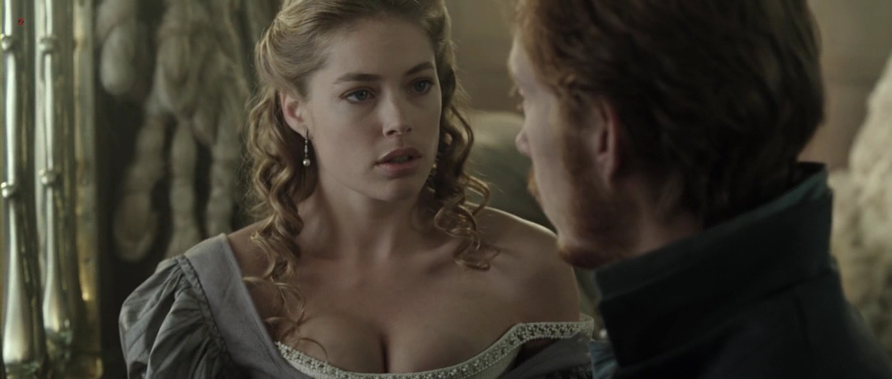 Doutzen Kroes cute and very sexy – Nova Zembla (2011) HD 1080p BluRay