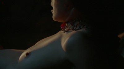Carice van Houten full naked pregnant and nude topless - Game Of Thrones s2e4 hd720p