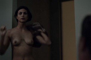 Morena Baccarin nude topless and sex - Homeland s2e9 hd720-1080p (4)