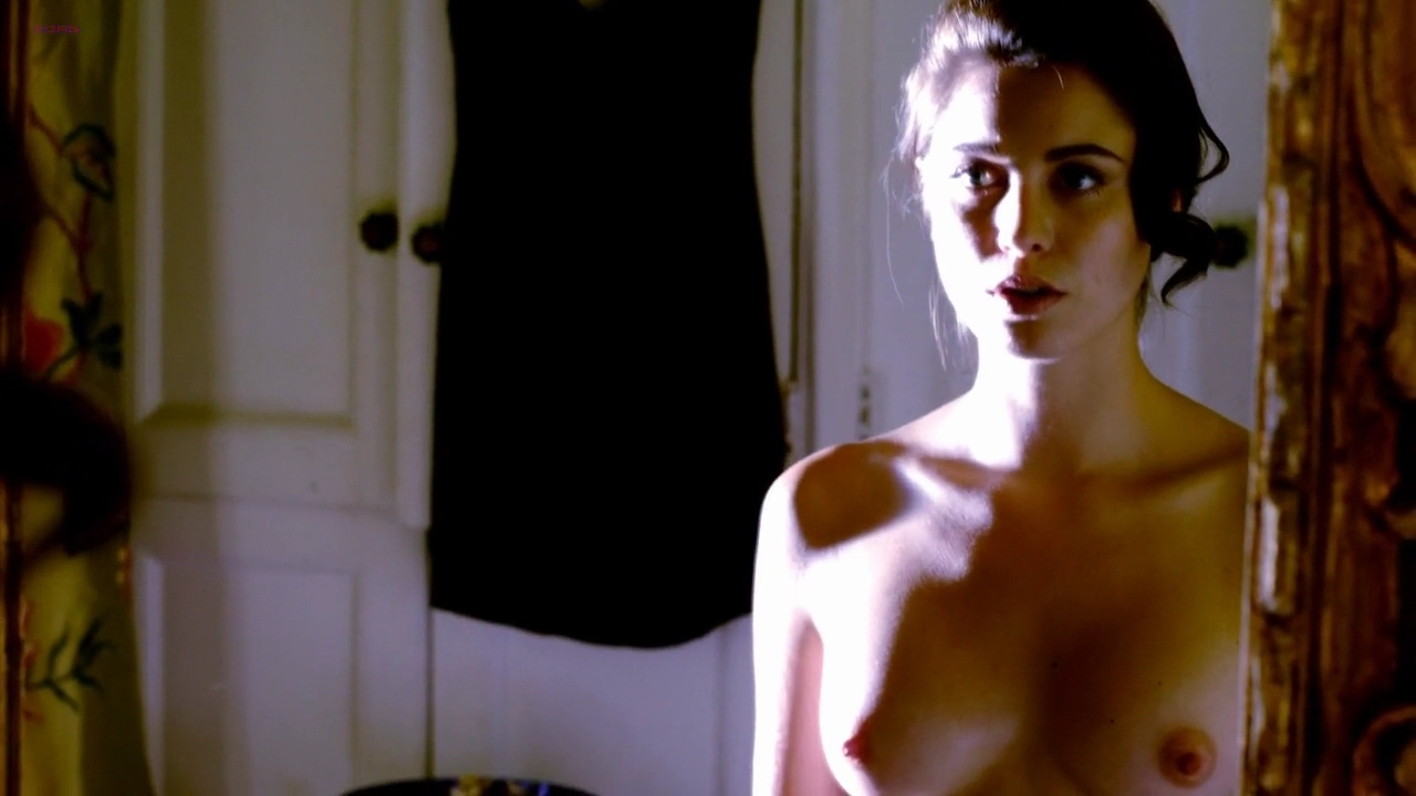 Christine Donlon hot sex and nude in the bath - Femme Fatales (2011) s1e13 hd720p (11)