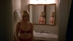 Debra Winger and Lisa Blount all naked in - An Officer and a Gentleman (1982) hd1080p (4)