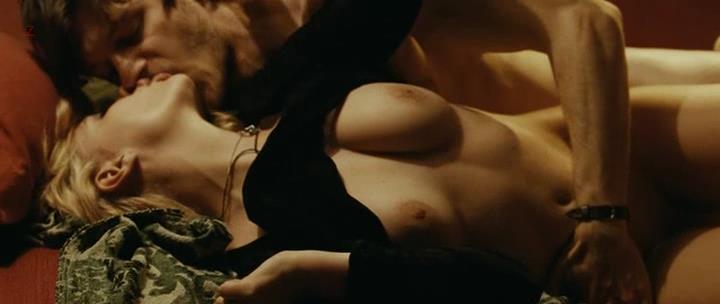 Miriam Giovanelli nude and hot sex in Gli Sfiorati (2011)