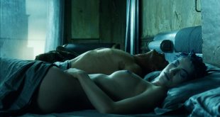 Linda Hardy nude topless - Immortal (Ad Vitam) (2004) HD 1080p BluRay (3)
