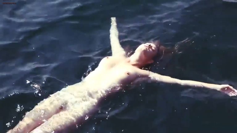 Camille Rowe nude full frontal – Deadliest Catch HD 720p