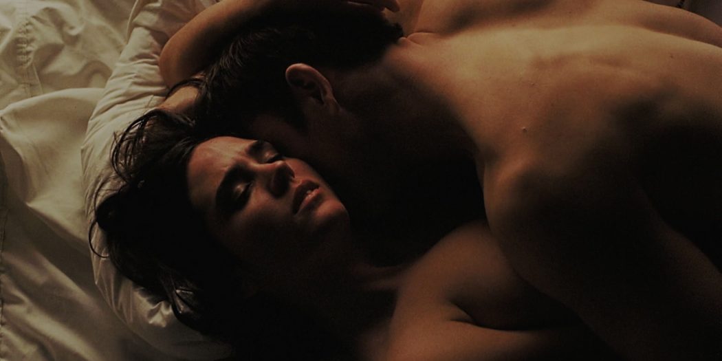 Jennifer Connelly nude and some sex - House of Sand and Fog (2003) HD 1080p BluRay (6)