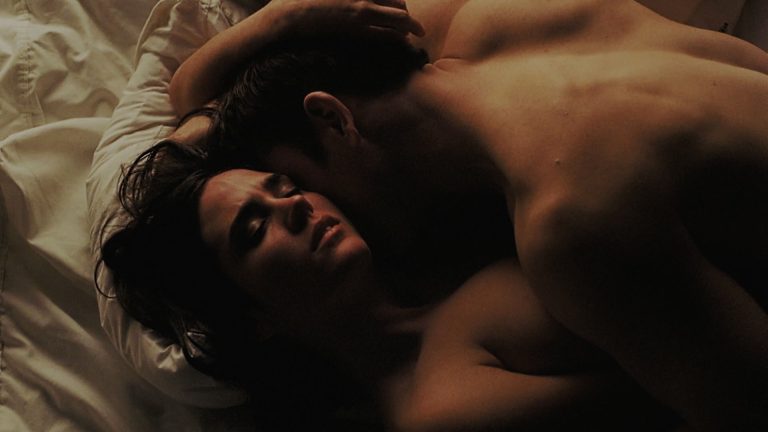 Jennifer Connelly nude and some sex in House of Sand and Fog (2003) HD 1080p BluRay