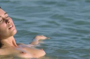 Vahina Giocante nude bush, boobs while skinny dipping - Paradise Cruise (FR-2013) HDTV 720p (6)