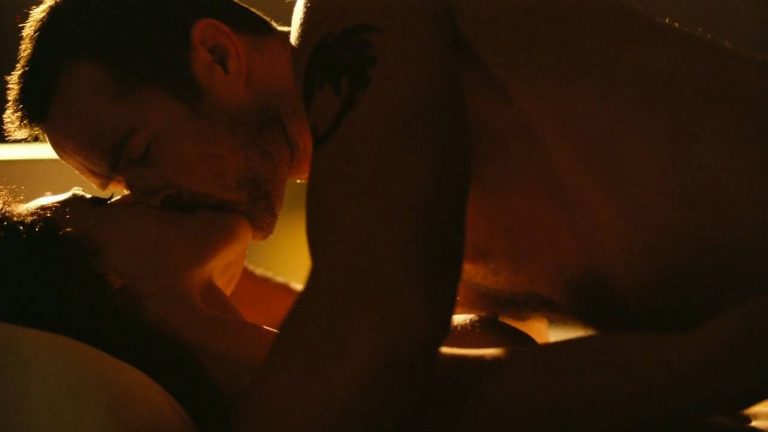 Lyne Renee nude topless and sex – Strike Back s3e6 hd720p
