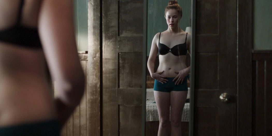 Alexis Knapp hot and sexy - The Dorm (2014) HD 1080p Web (9)
