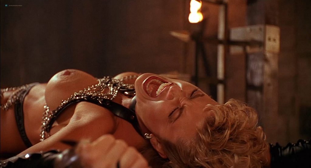 Angie Everhart hot Kiara Hunter nude Juliet Reagh and Leslie Ann Phillips nude topless - Bordello of Blood (1996) HD 1080p BluRay (6)
