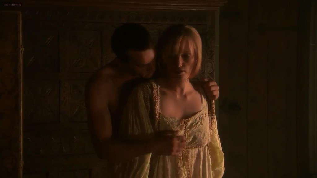 Slaine Kelly nude topless huge boobs - The Tudors (2007) s1e1 hd720p