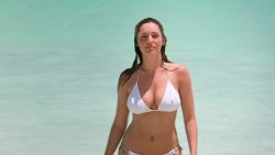 Kelly Brook nude topless butt and hot wet sex - Survival Island - Three (2004) HD 1080p Web (8)
