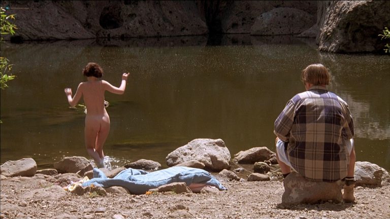Lara Flynn Boyle butt naked in Threesome (1994)