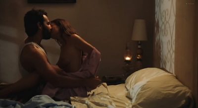Gabrielle Anwar nude side boob and sex - 9/Tenths (2006) (6)