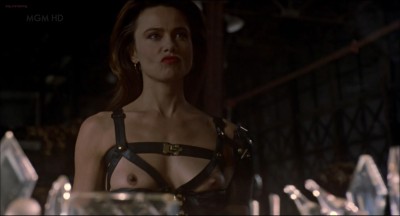 Lena Olin nude topless - Romeo Is Bleeding (1994) hd1080i