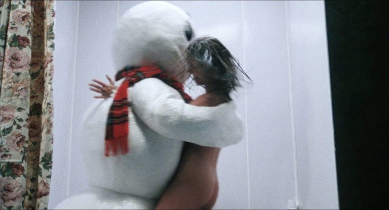 Shannon Elizabeth butt naked – Jack Frost (1997) HD 1080p BluRay
