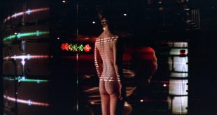 Susan Dey nude Terri Welles nude topless - Looker (1981) HD 1080p BluRay (2)
