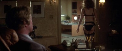 Nancy Allen nude topless and hot - Dressed to Kill (1980) hd720p