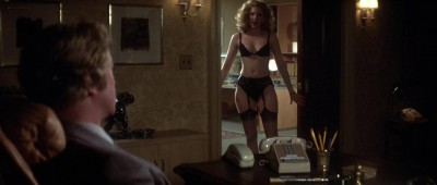Nancy Allen nude topless and hot - Dressed to Kill (1980) hd720p