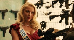 Amber Heard, Michelle Rodriguez, Sofía Vergara, Lady Gaga, Alexa PenaVega, Emmy Robbin hot and sexy - Machete Kills (2013) hd1080p