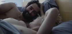 Alison Sudol nude topless - Transparent (2014) s1e1 hd720p