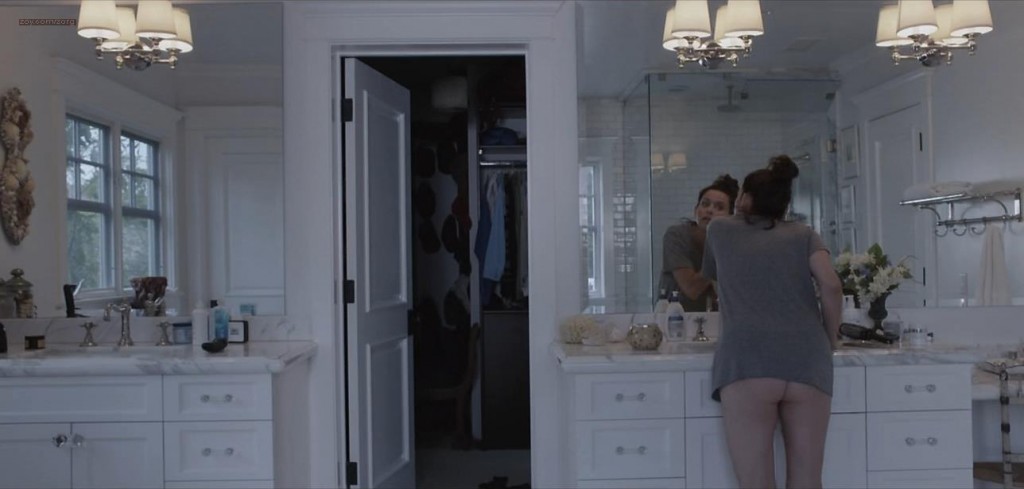 Amy Landecker butt naked - Transparent (2014) s1e1 hd720p