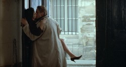 Juliette Binoche nude topless and sex and Miranda Richardson nude brief topless - Damage (1992) hd1080p