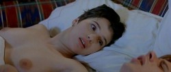 Ariadna Gil nude topless in - Los peores anos de nuestra vida (1994)