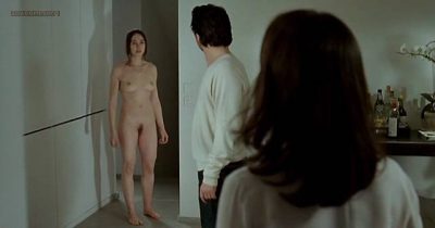 Géraldine Pailhas nude bush lesbian sex threesome Marina de Van nude full frontal - Je pense a vous (2006) (11)
