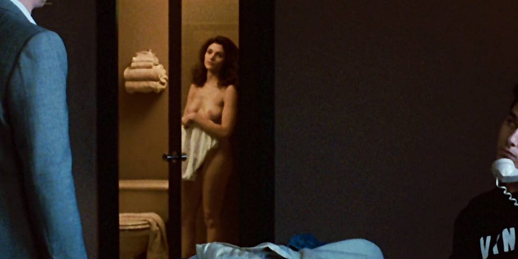 Mary Elizabeth Mastrantonio nude topless in - The Color of Money (1986) hd1080p (9)