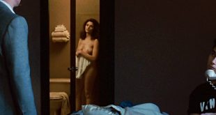 Mary Elizabeth Mastrantonio nude topless in - The Color of Money (1986) hd1080p (9)