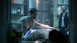 Katharine Isabelle hot sex in the morgue - See No Evil 2 (2014) hd1080p (5)