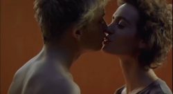 Emma de Caunes nude sex Alexia Stresi nude sex threesome - Faites comme si je n'étais pas là (FR-2000) (11)