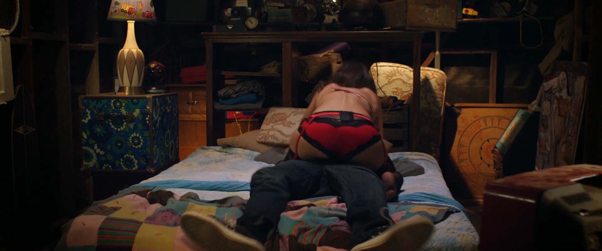Lizzy Caplan hot sexy and funny and Whitney Cummings hot leggy - 3, 2, 1... Frankie Go Boom (2012) hd1080p (4)